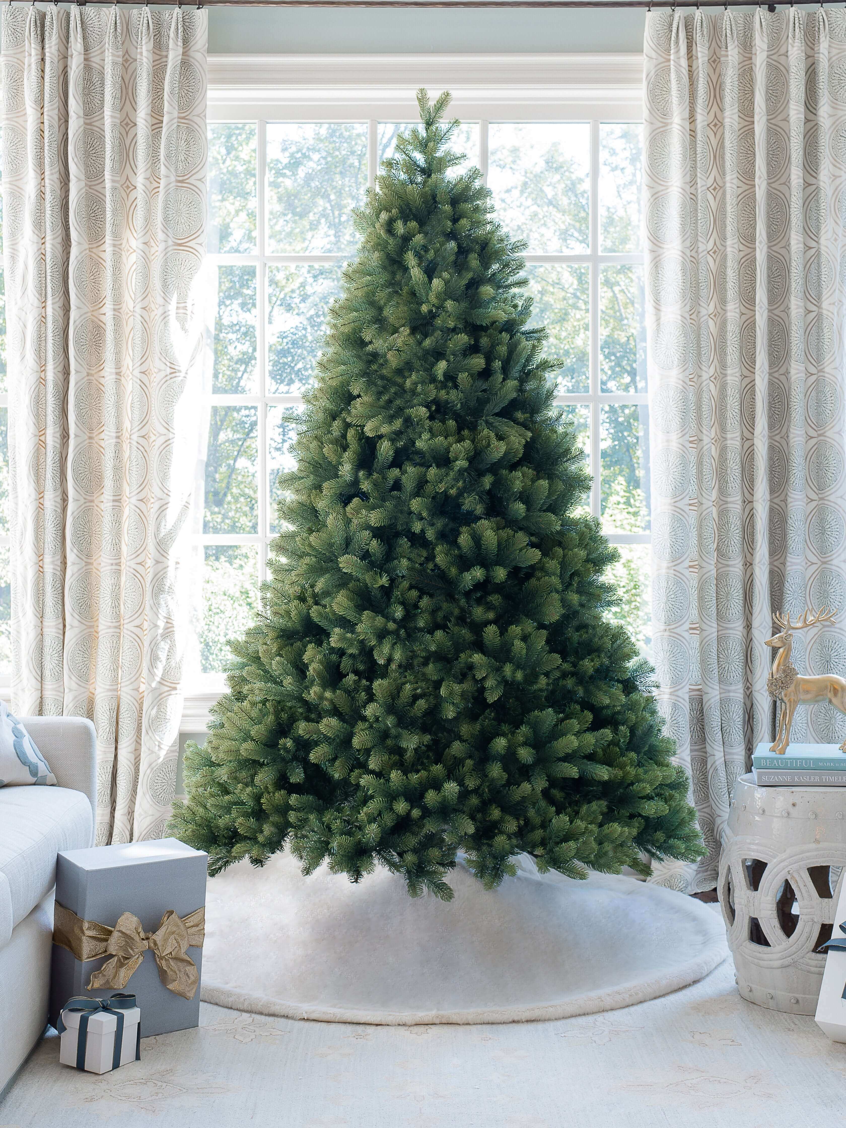 Árvore de Natal Artificial Royal Fir com 1000 Luzes LED Branco Quente e Multicoloridas