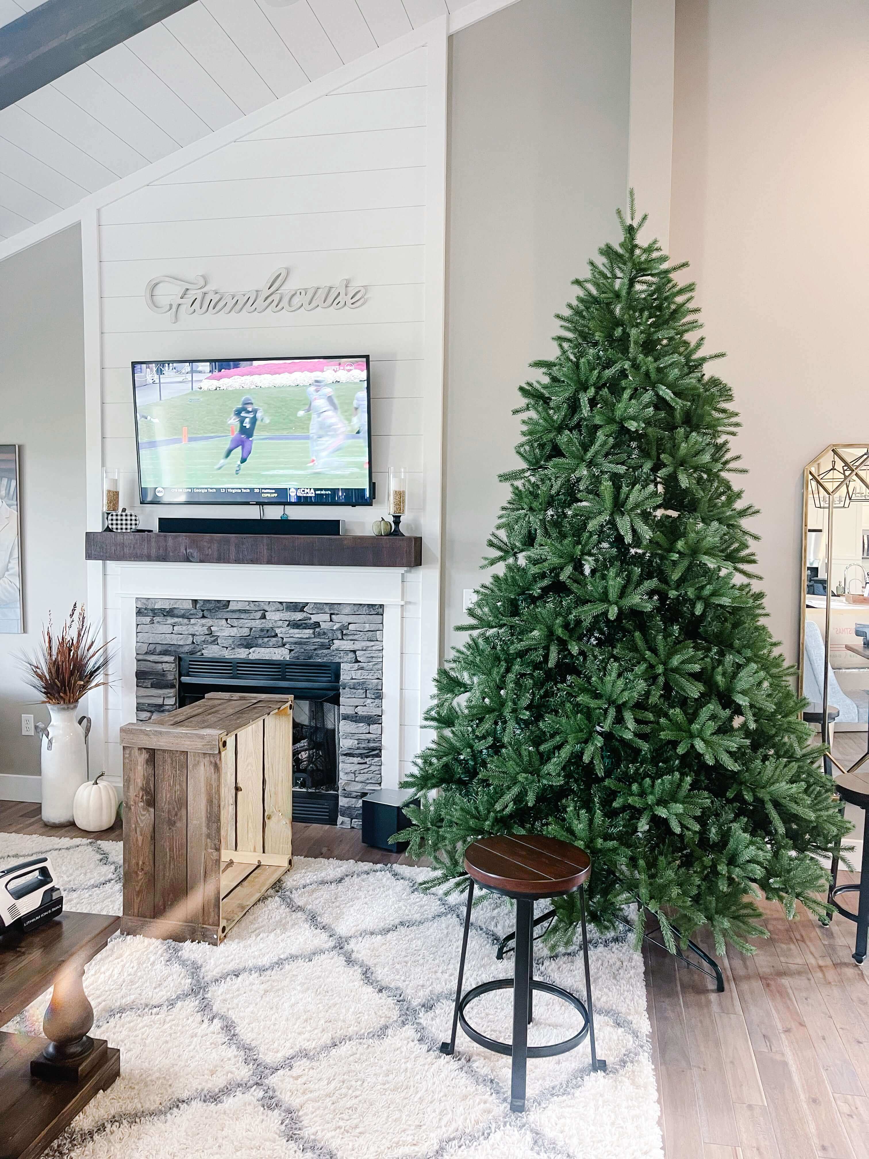 Árvore de Natal Artificial King Fraser Fir com 750 Luzes LED Branco Quente
